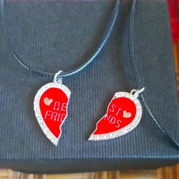 Accessories - 18 inch BEST FRIENDS  necklace (2) ..NWT
